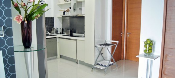 2 bedrooms Condo in Pattaya, Thailand No. 3842 7