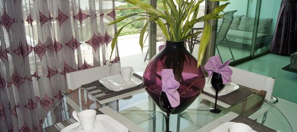 2 bedrooms Condo in Pattaya, Thailand No. 3842 2