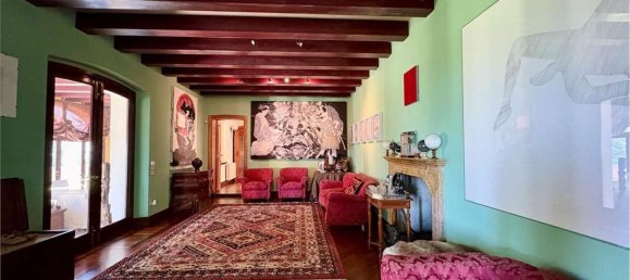 21 room Villa in Pieve di Soligo, Italy No. 307117 24
