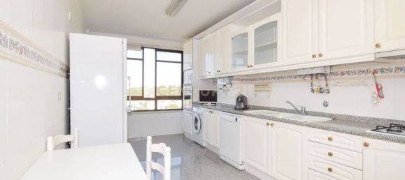 3 Schlafzimmer Wohnung in Amadora, Portugal, Nr. 279006 3