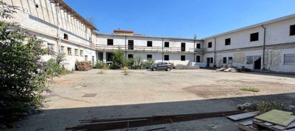 6026m² Warehouse in Turin, Italy No. 184898 3