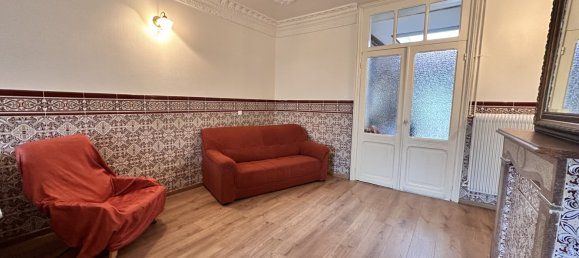 6 bedrooms House in Baisieux, France No. 152752 2