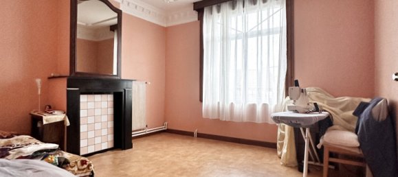 6 bedrooms House in Baisieux, France No. 152752 5