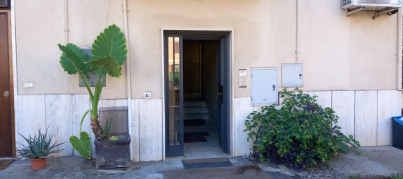 3 rooms Apartment in Rome, Italy No. 205457 2