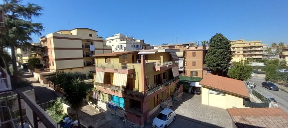 3 rooms Apartment in Rome, Italy No. 205457 7