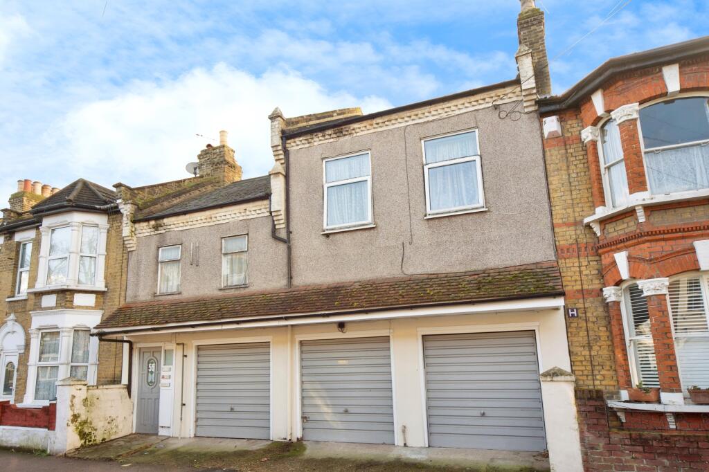 2 bedrooms Apartment in London, United Kingdom No. 11555