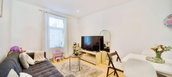 2 bedrooms Apartment in London, United Kingdom No. 11555 2