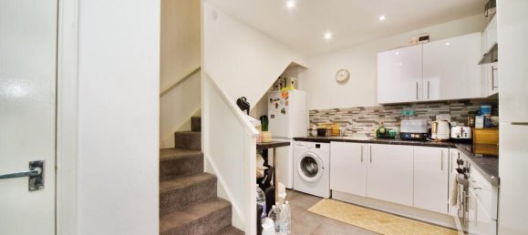 2 bedrooms Apartment in London, United Kingdom No. 11555 8