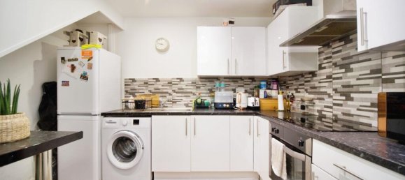 2 bedrooms Apartment in London, United Kingdom No. 11555 9