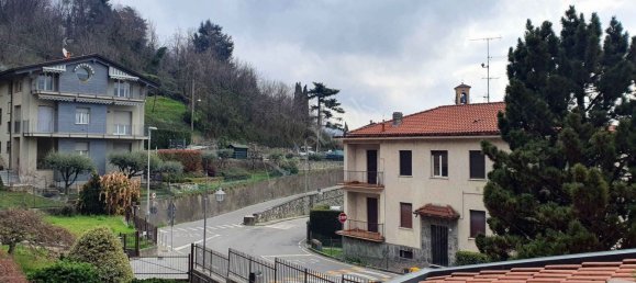 2-salle Appartement à Imbersago, Italy No. 7169 3