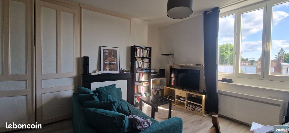 Apartamento de 1 dormitorio en Lille, France No. 278237