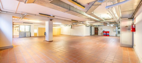 400m² Office in Udine, Italy No. 176268 10