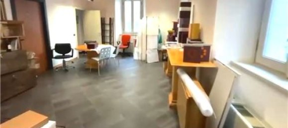3 rooms Commercial property in Como, Italy No. 279200 10