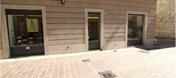 3 rooms Commercial property in Como, Italy No. 279200 13