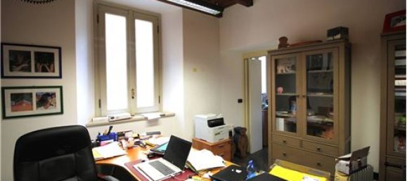 3 rooms Commercial property in Como, Italy No. 279200 12