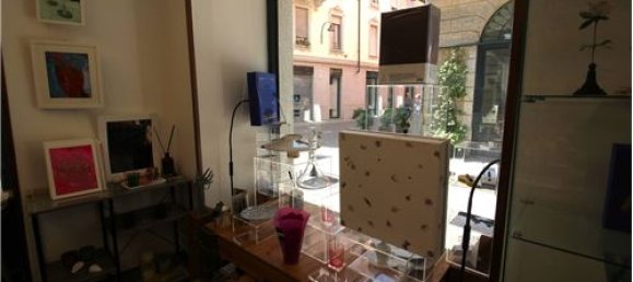 3 rooms Commercial property in Como, Italy No. 279200 21