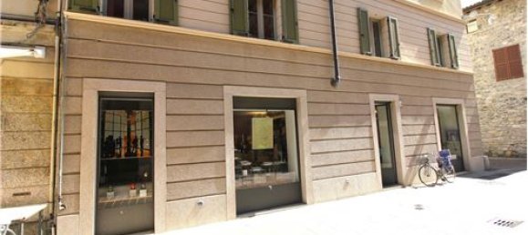 3 rooms Commercial property in Como, Italy No. 279200 23