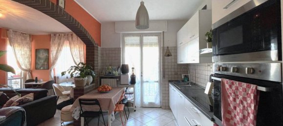 3 bedrooms Apartment in Romentino, Italy No. 47140 7