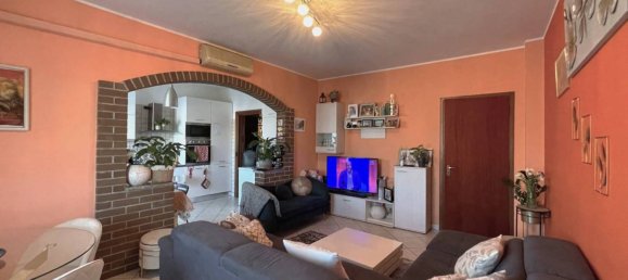 3 bedrooms Apartment in Romentino, Italy No. 47140 2