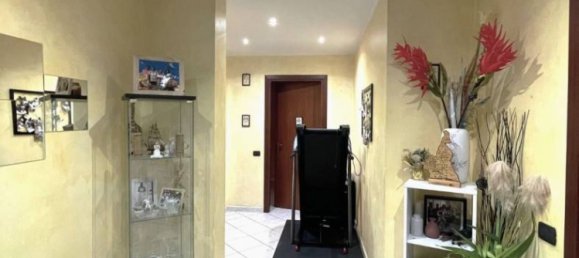 3 bedrooms Apartment in Romentino, Italy No. 47140 5