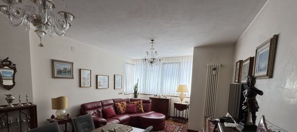 6 rooms Apartment in Venice, Italy No. 299341 3