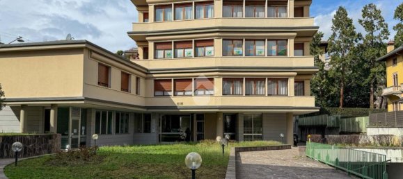 3 rooms Apartment in Bergamo, Italy No. 38776 12