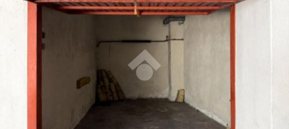 3 rooms Apartment in Bergamo, Italy No. 38776 9