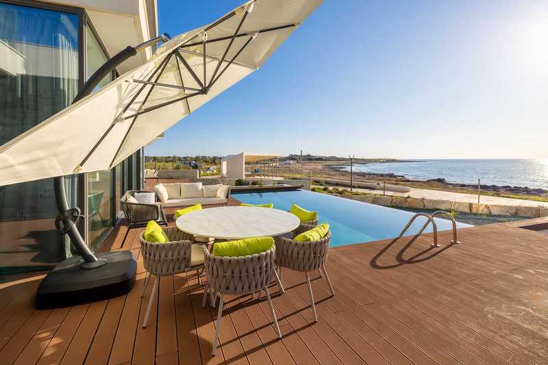 4 bedrooms Commercial property in Paphos, Cyprus No. 18564