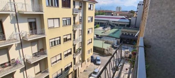 3 rooms Apartment in Cuneo, Italy No. 28177 19