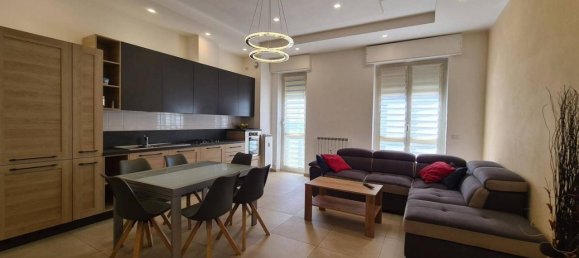 3 rooms Apartment in Cuneo, Italy No. 28177 5