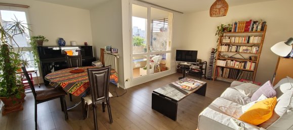 2 bedrooms Apartment in Neuilly-sur-Marne, France No. 169674 2