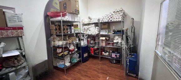 5غرفة عقار تجاري في Rome, Italy رقم 210246 24