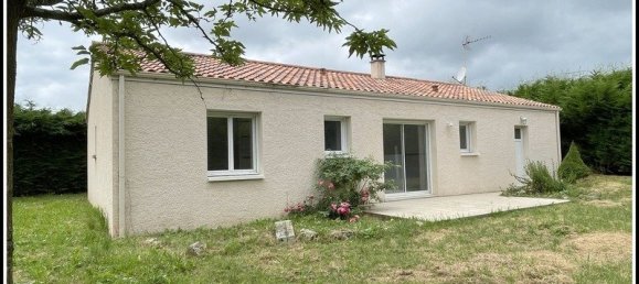 3 bedrooms House in Neuvy-Bouin, France No. 96120 3