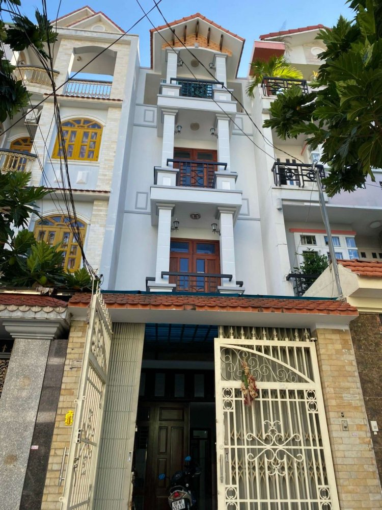 88m² Townhouse in Binh Tan, Vietnam No. 12815