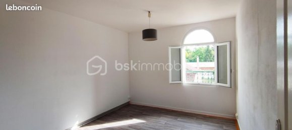 Casa de 5 dormitorios en Gisors, France No. 357503 14