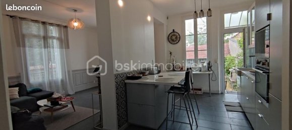 Casa de 5 dormitorios en Gisors, France No. 357503 5