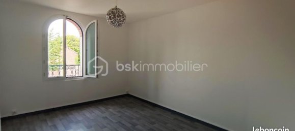 Casa de 5 dormitorios en Gisors, France No. 357503 17