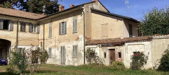 6 bedrooms Building in Motta Visconti, Italy No. 75184 6