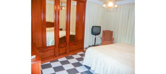 5 bedrooms Townhouse in Coin, Spain No. 83679 5