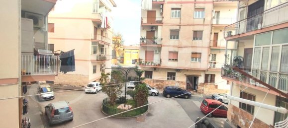 4 rooms Apartment in Portici, Italy No. 15122 12
