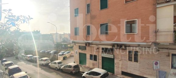 4 rooms Apartment in Portici, Italy No. 15122 15