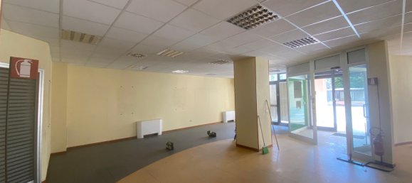 Imóvel comercial em Salsomaggiore Terme, Italy 352 m² N.º 114551 5