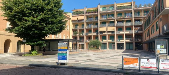 Imóvel comercial em Salsomaggiore Terme, Italy 352 m² N.º 114551 2