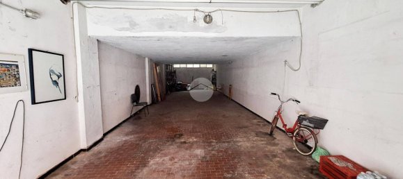 1 room Warehouse in Cassano d'Adda, Italy No. 303039 3