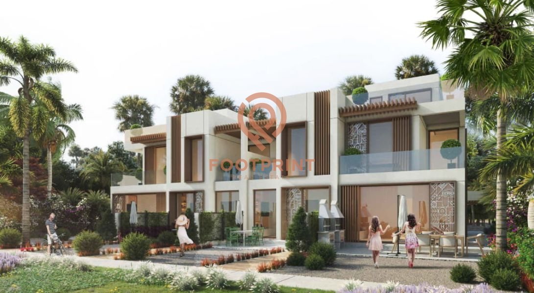 Moradia em banda T3 em Dubai, UAE N.º 23947