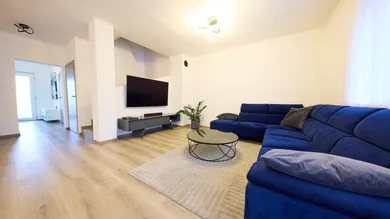 5 rooms Townhouse in Bad Deutsch-Altenburg, Austria No. 200981