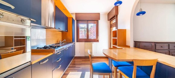 4 rooms Apartment in Udine, Italy No. 27699 7