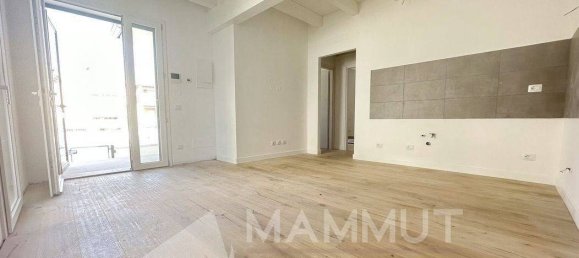 2 bedrooms Apartment in Campi Bisenzio, Italy No. 213726 6