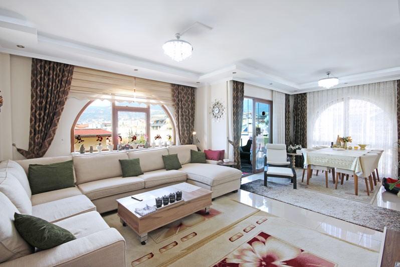 7 rooms Penthouse in Oba, Turkey No. 17379