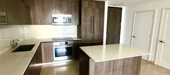 2 Schlafzimmer Gewerbliche Immobilien in Miami, USA, Nr. 615348 2